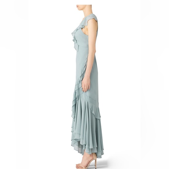 C/MEO COLLECTIVE sleeveless mint maxi dress
Be About You Gown size medium - Picture 4 of 5